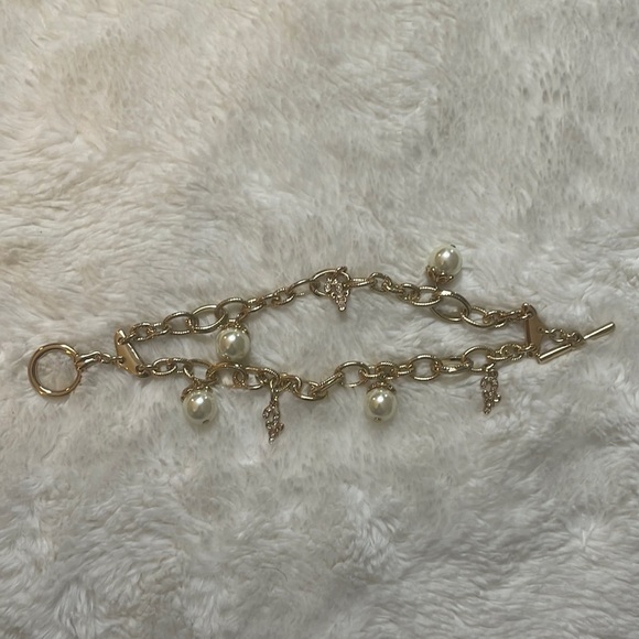 AVON Candy Cane Bracelet - Picture 1 of 5